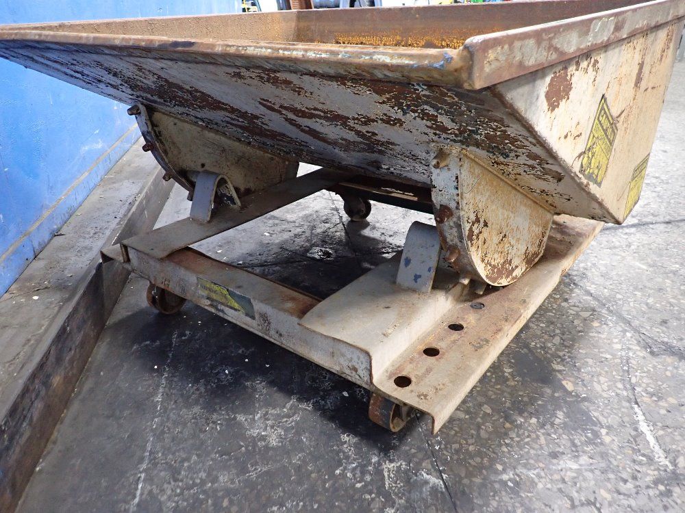  Self Dumping Hopper