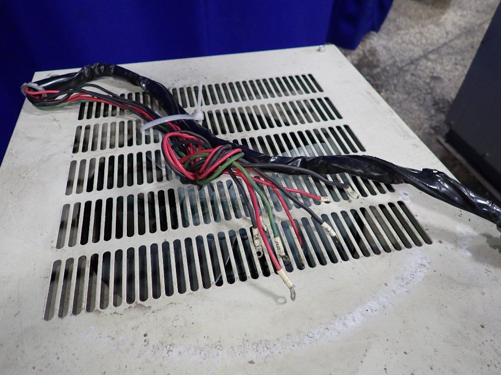 Mitsubishi Cooling Unit - He-uv300-01