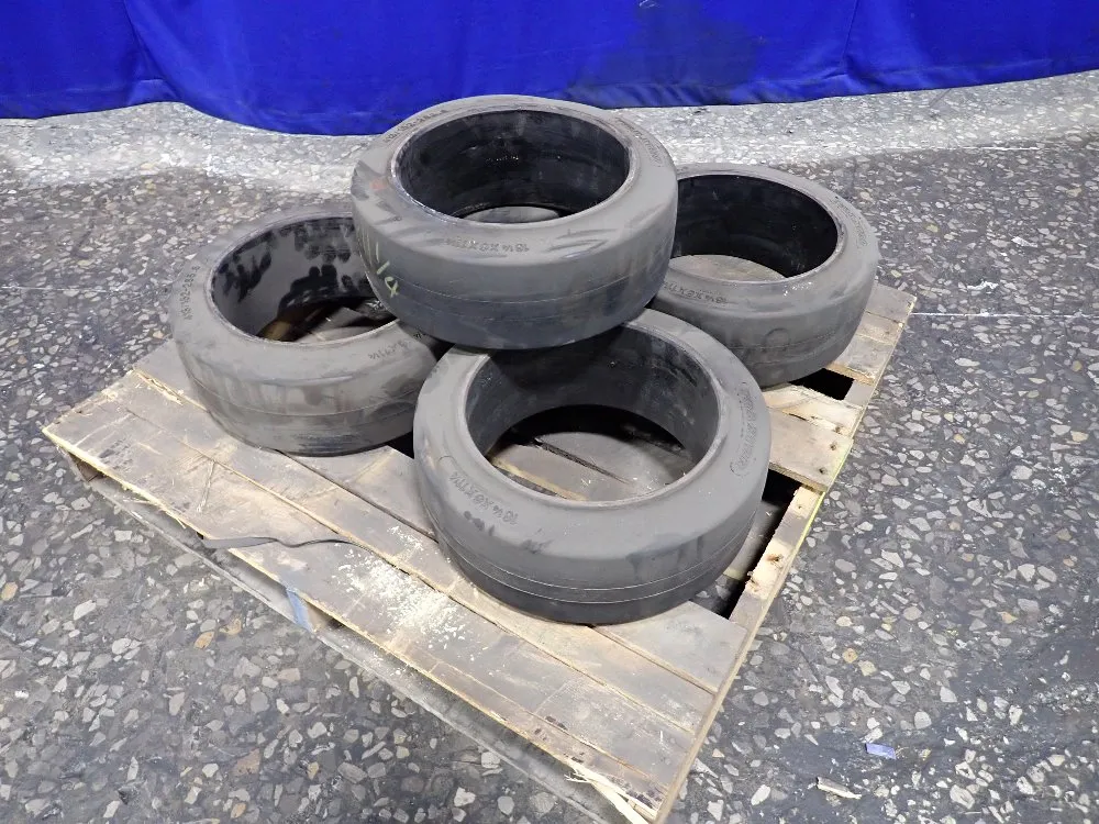 Traxter Tires