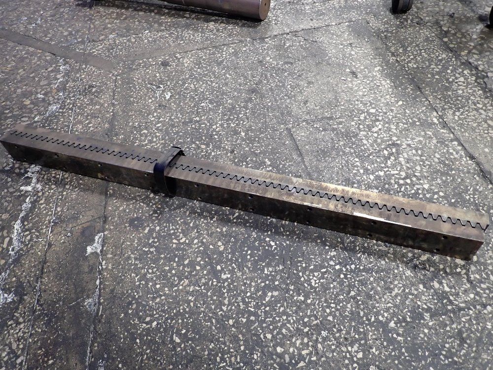  Gear Tracks