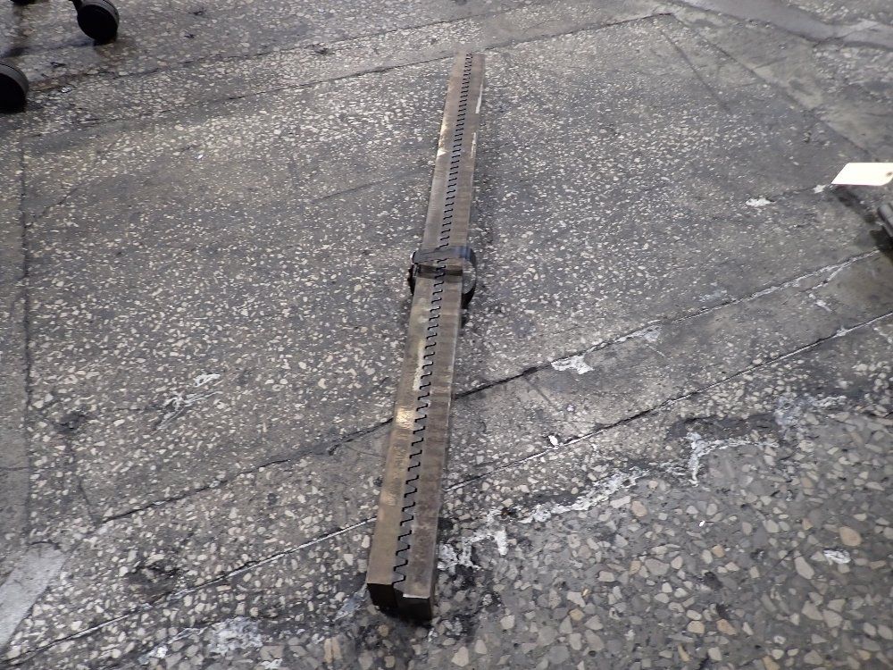  Gear Tracks