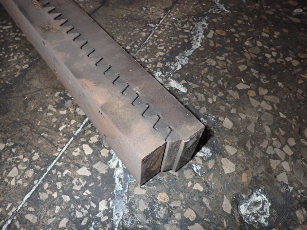 Gear Tracks