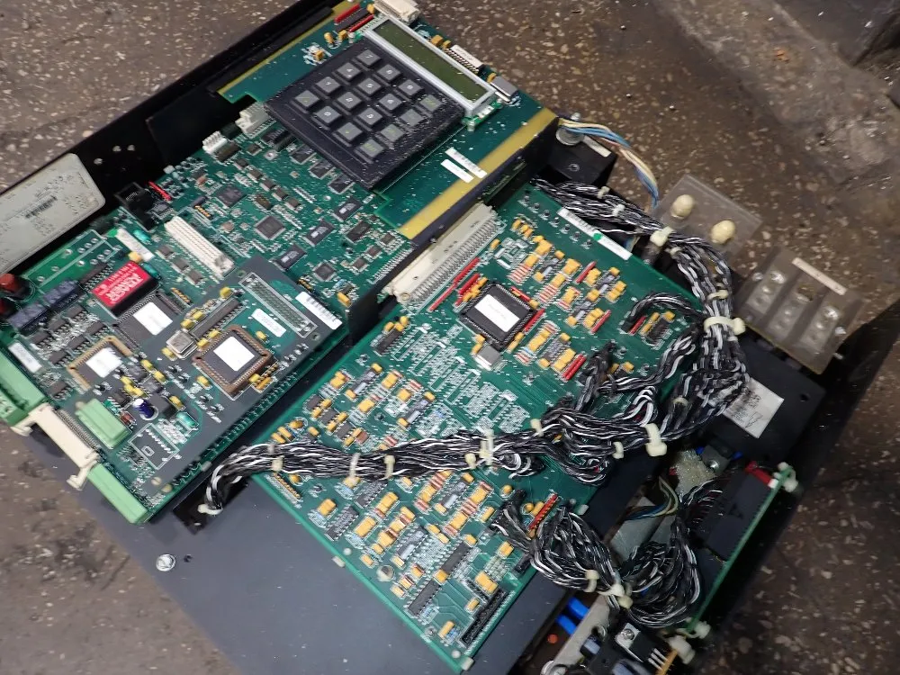  Inverter
