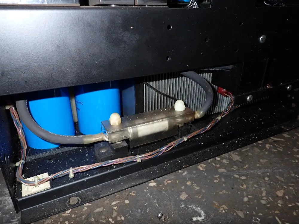  Inverter