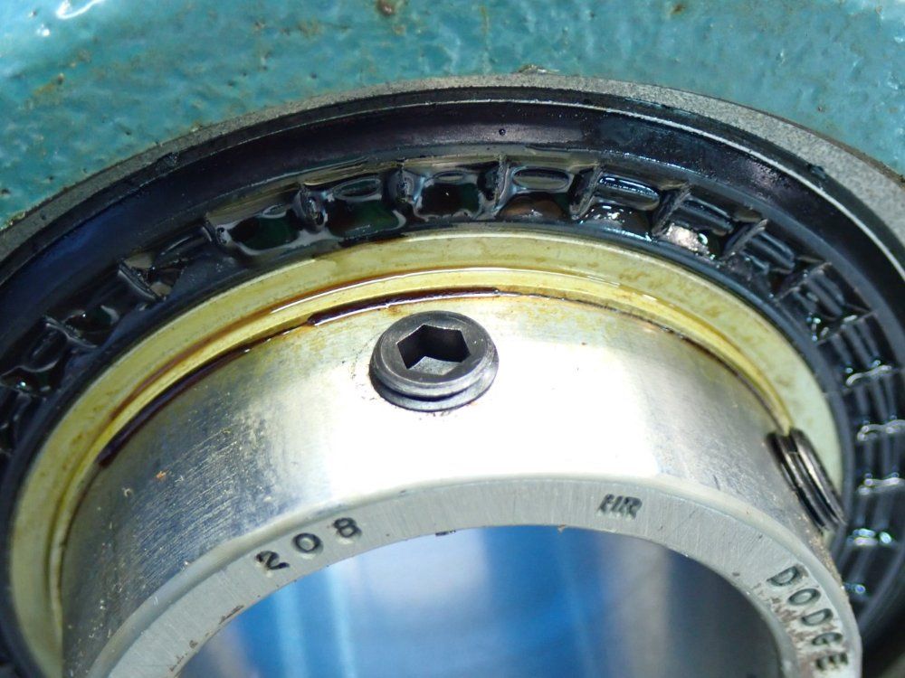 Dodge Pillow Block Ball Bearing - P2b-sc-110