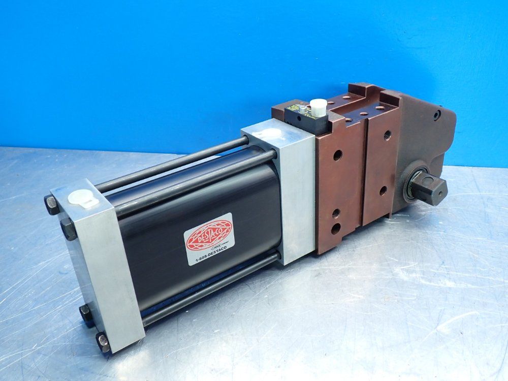 Destaco Right Hand Pneumatic 90° Power Clamp - 82g8n-412c91-na