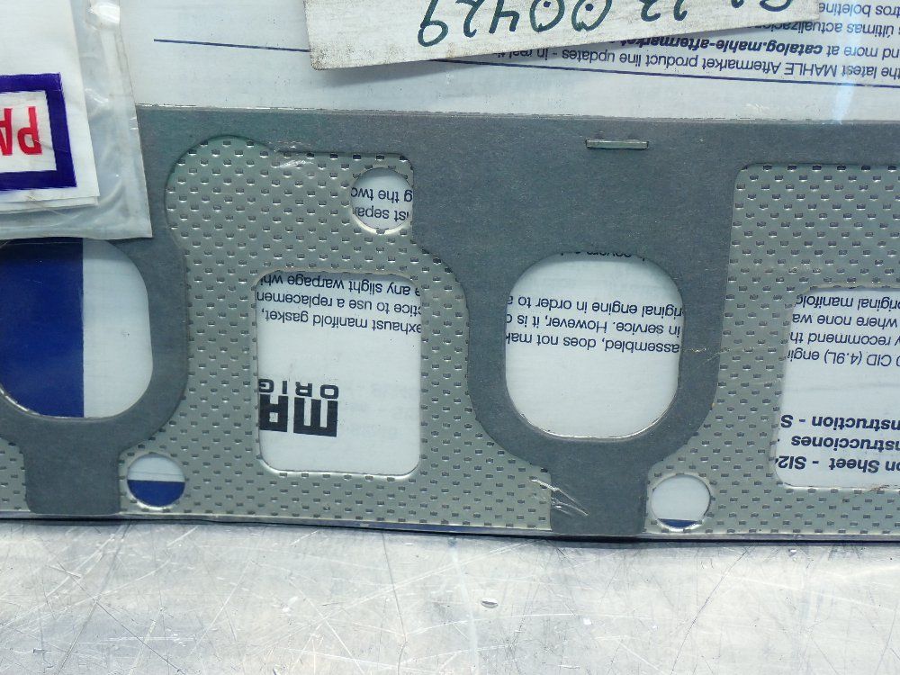 Mahle Perforated Steel Intake Exhaust Manifold Combination Gasket - Ms16040x