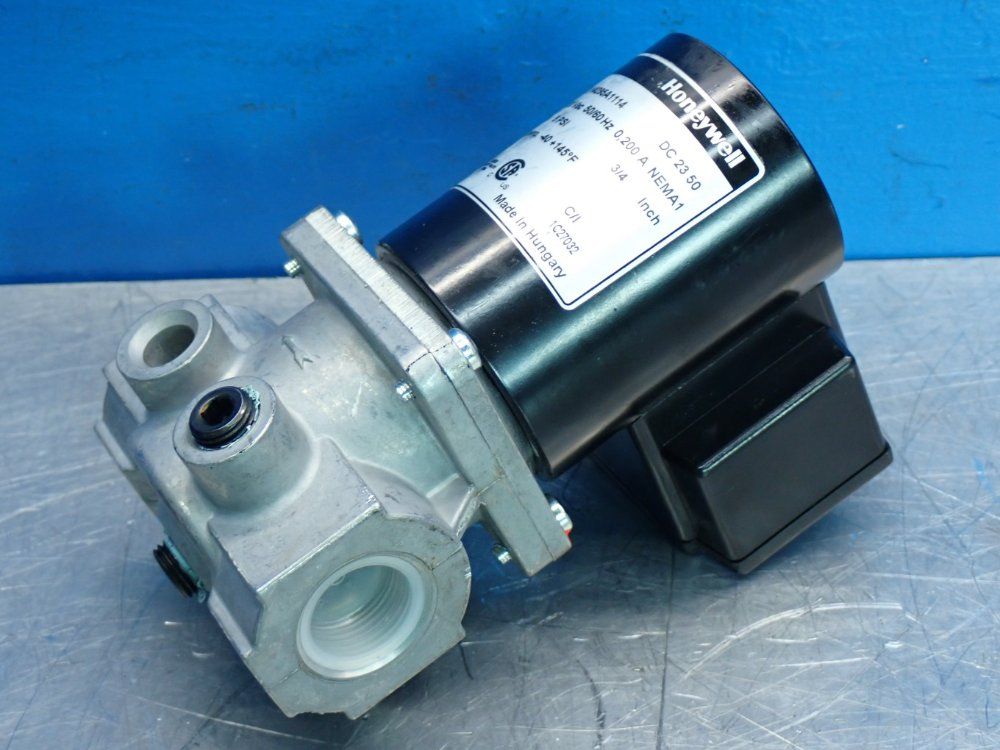 Honeywell Solenoid Gas Valve - V4295a1114