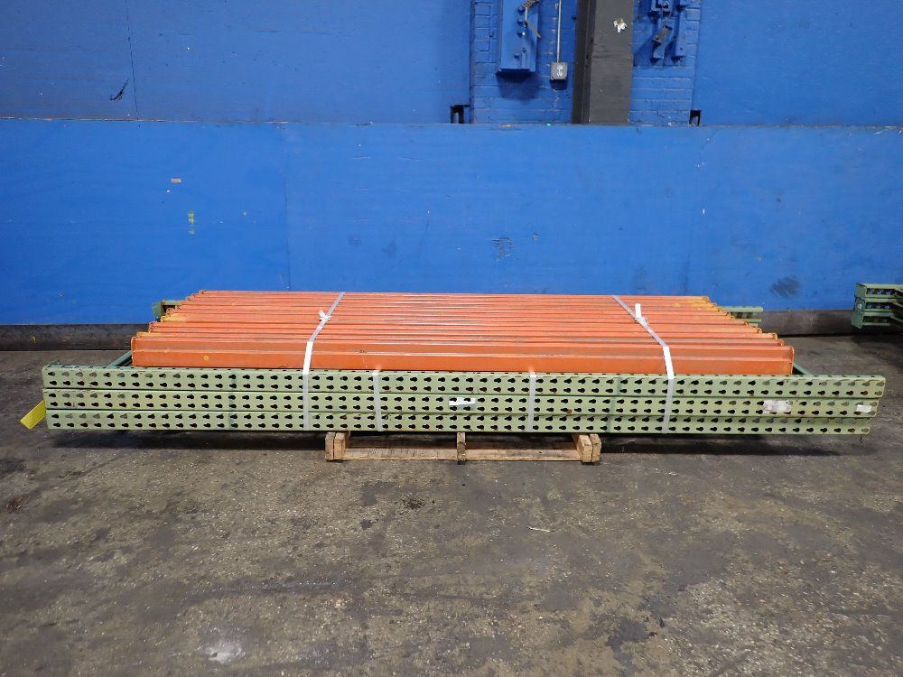 Pallet Racking - Teardrop