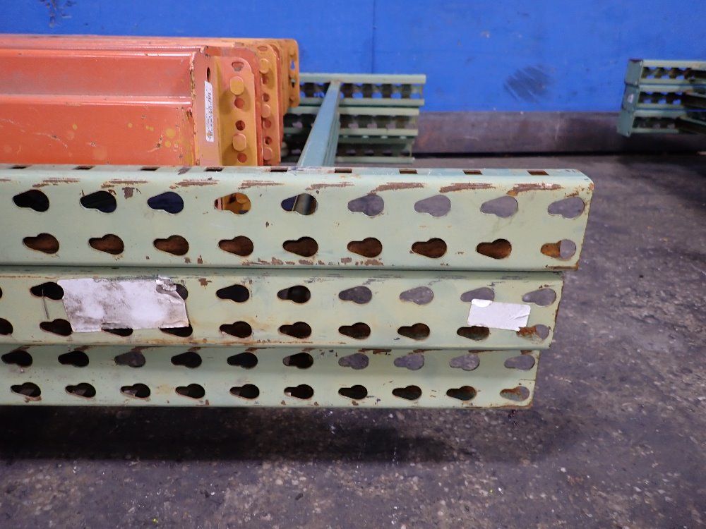 Pallet Racking - Teardrop