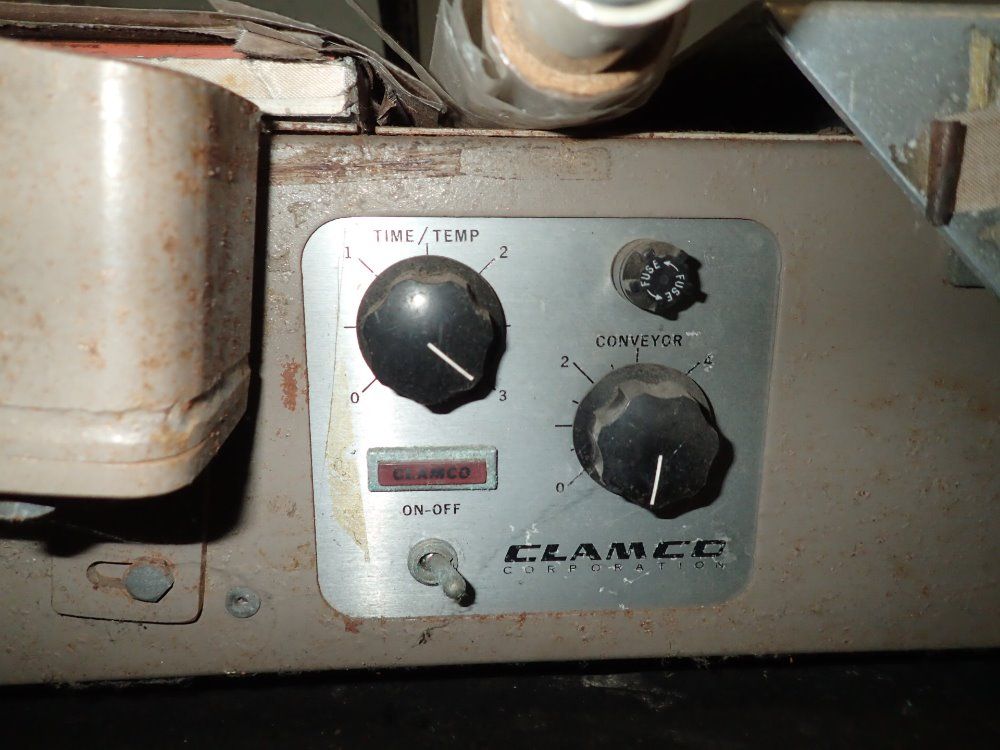 Clamco 22'' X 48'' Conveyorized L - Bar Sealer - 772-48mtp