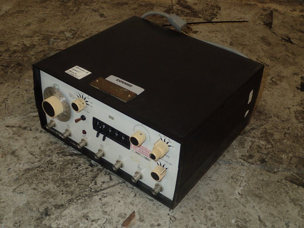 Wavetek Synthesizer / Function Generator - 171