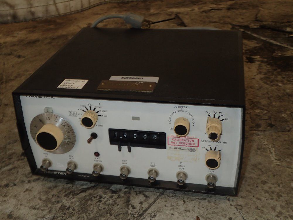 Wavetek Synthesizer / Function Generator - 171