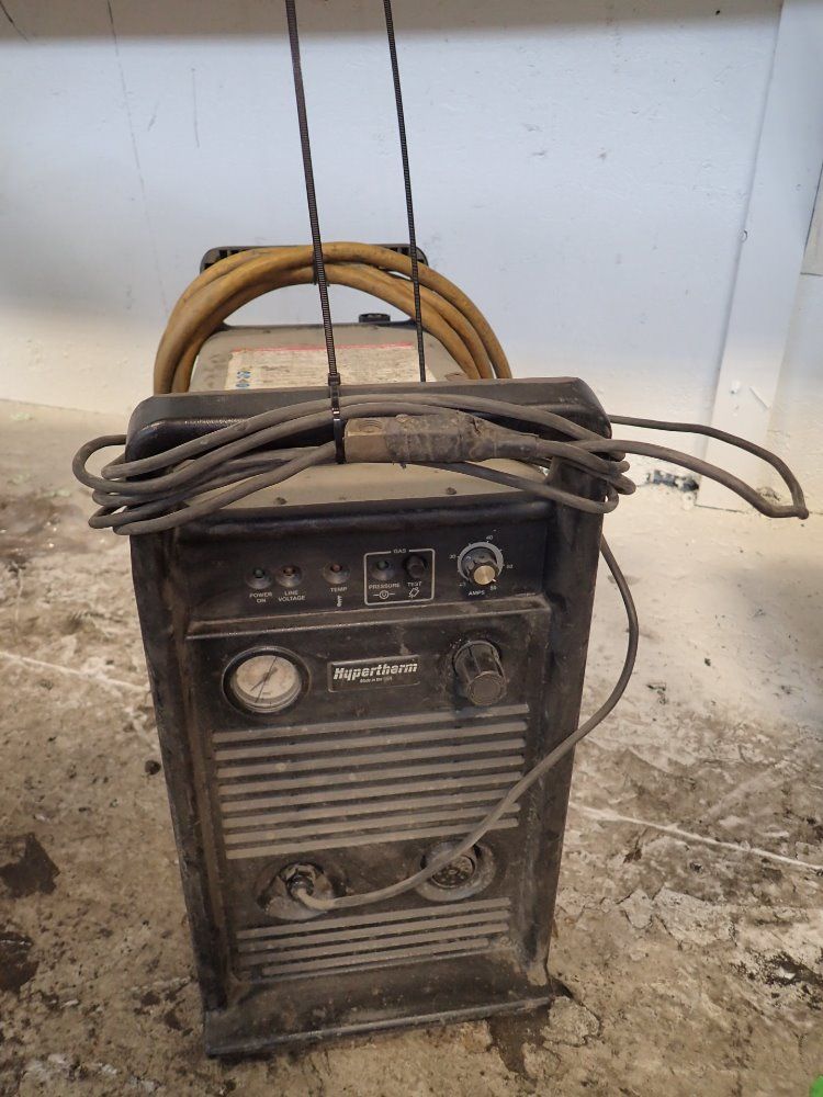 Hypertherm Plasma Cutter - Powermax 900