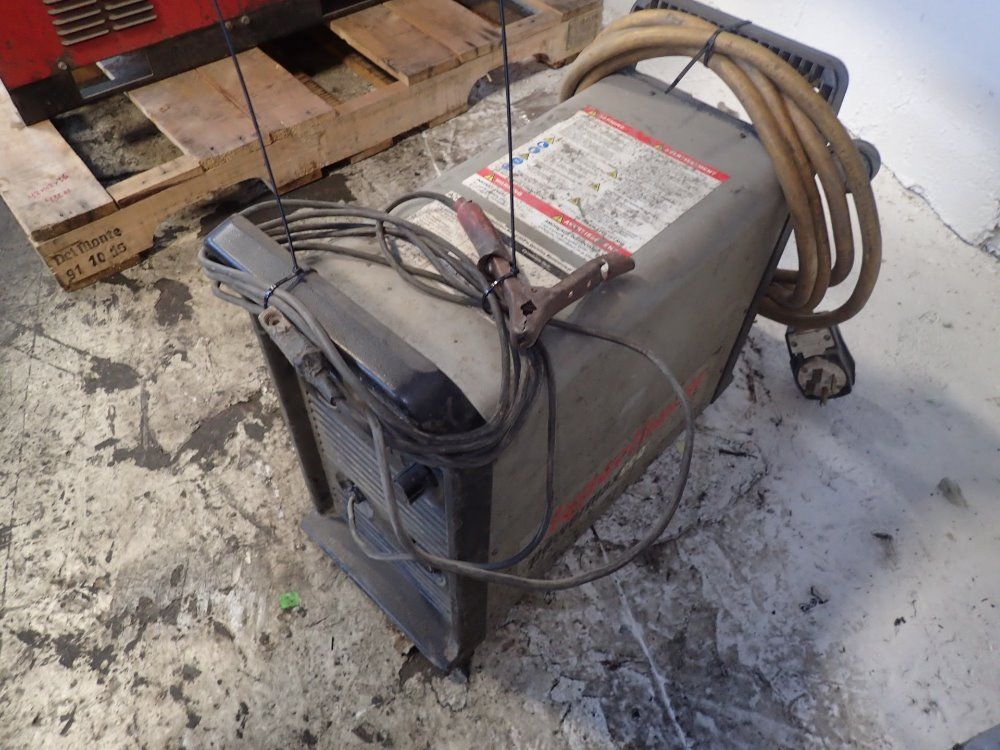 Hypertherm Plasma Cutter - Powermax 900