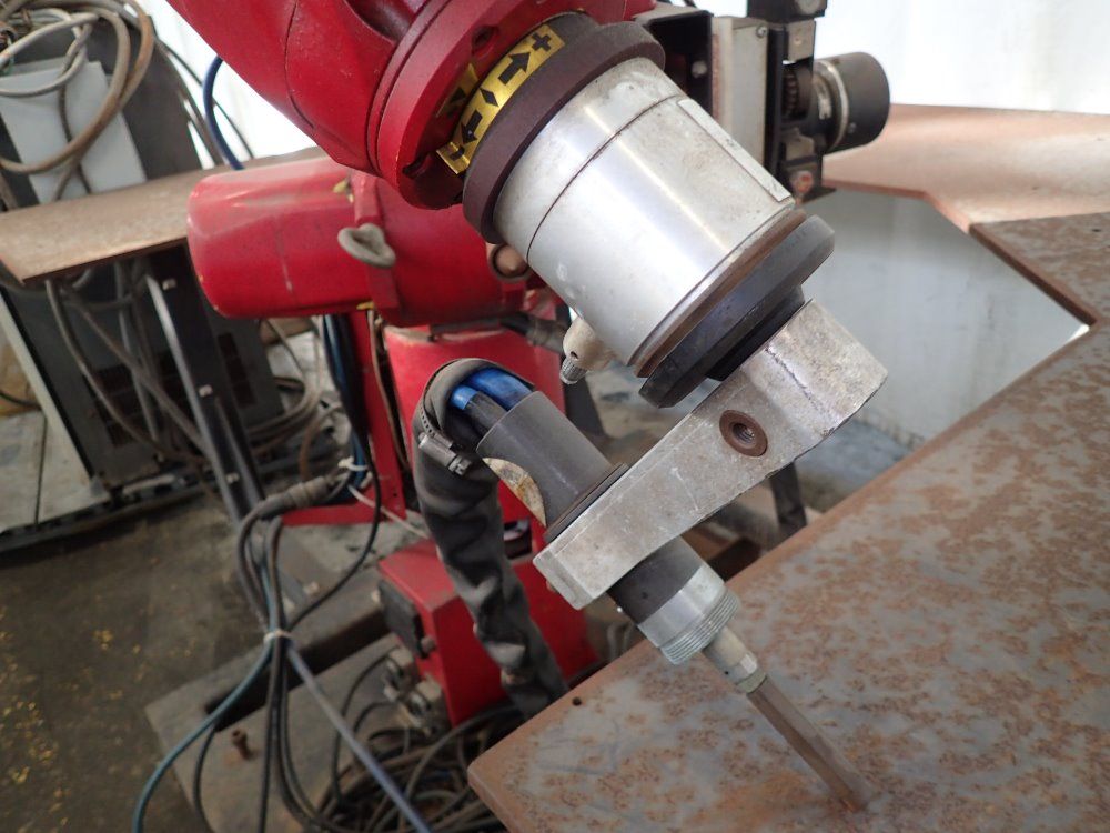 Lincoln/fanuc Welding Robot Cell - A05b-1203-b255/arc Mate