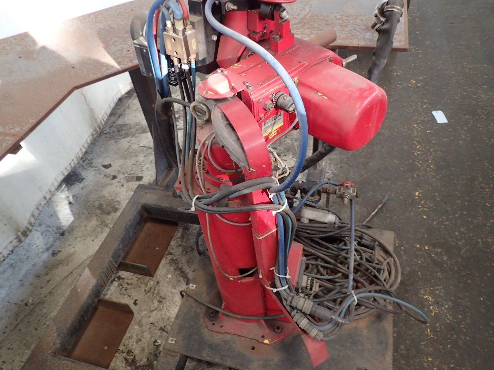 Lincoln/fanuc Welding Robot Cell - A05b-1203-b255/arc Mate