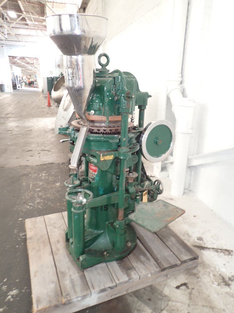 Stokes Tablet Press - 580-1