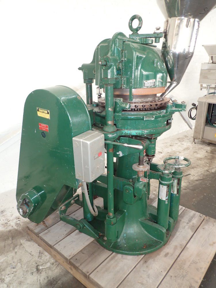 Stokes Tablet Press - 580-1