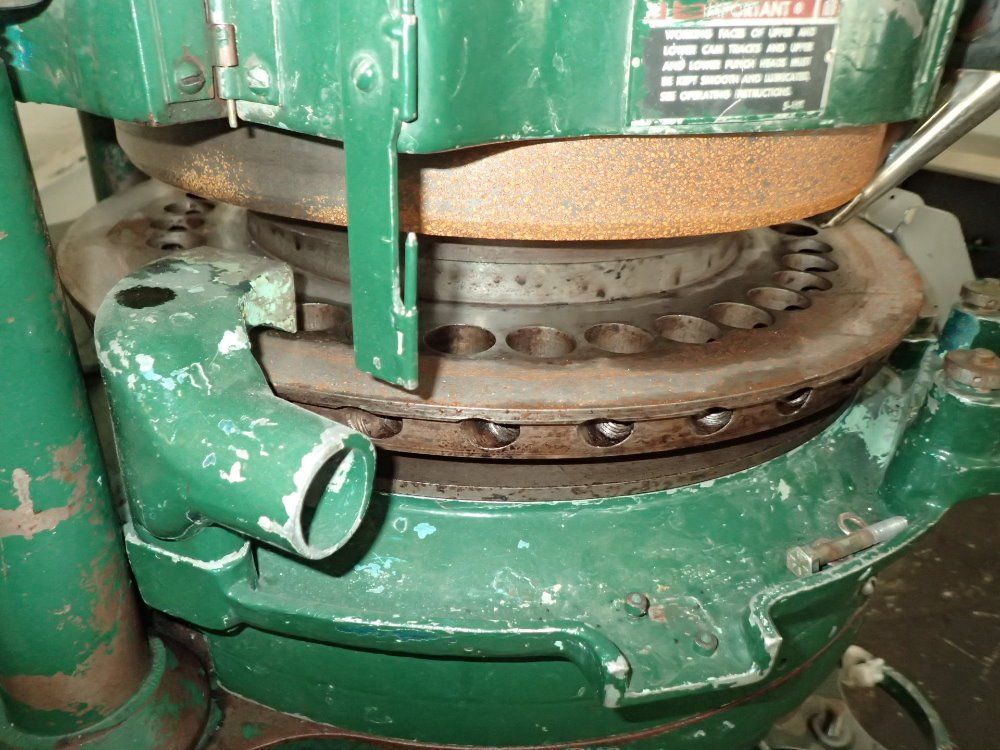 Stokes Tablet Press - 580-1