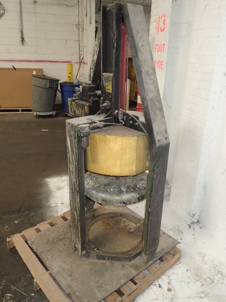 Pig 22'' Id Hydraulic Barrel Crusher / Compactor