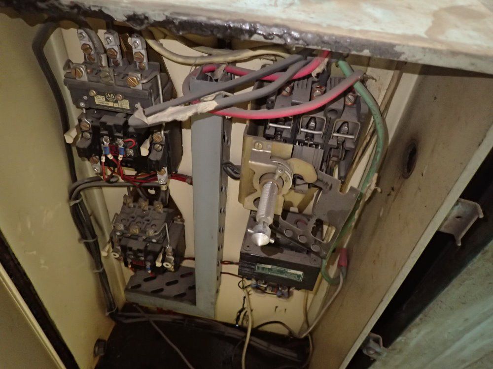 Springfield 17'' X 52'' Turret Lathe - 280