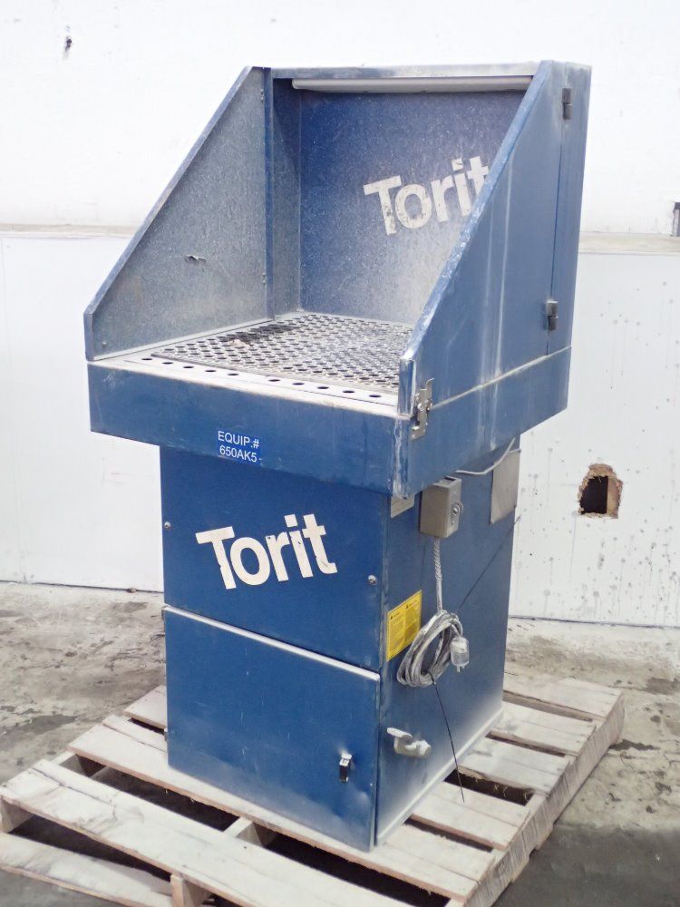 Torit / Donaldson 30'' X 31'' Downdraft Table - Db-800