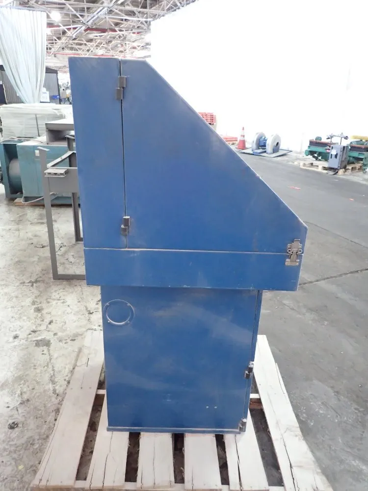 Torit / Donaldson 30'' X 31'' Downdraft Table - Db-800