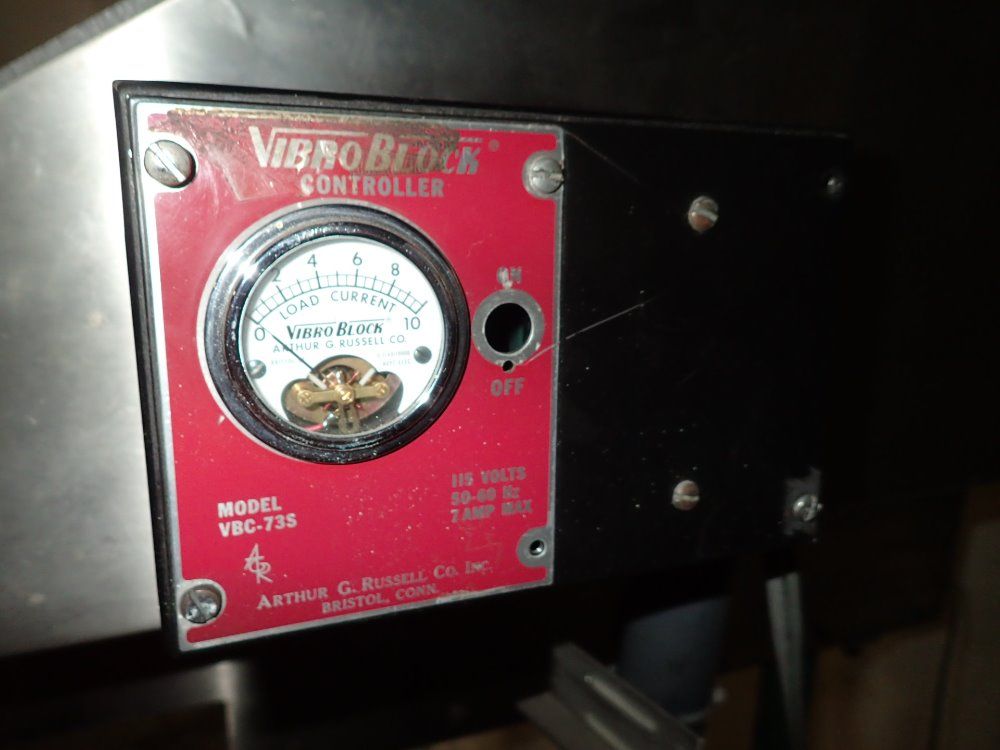 Vibro Block 55'' X 30'' X 38'' Id Vibratory Hopper / Feeder - Vbf10-0