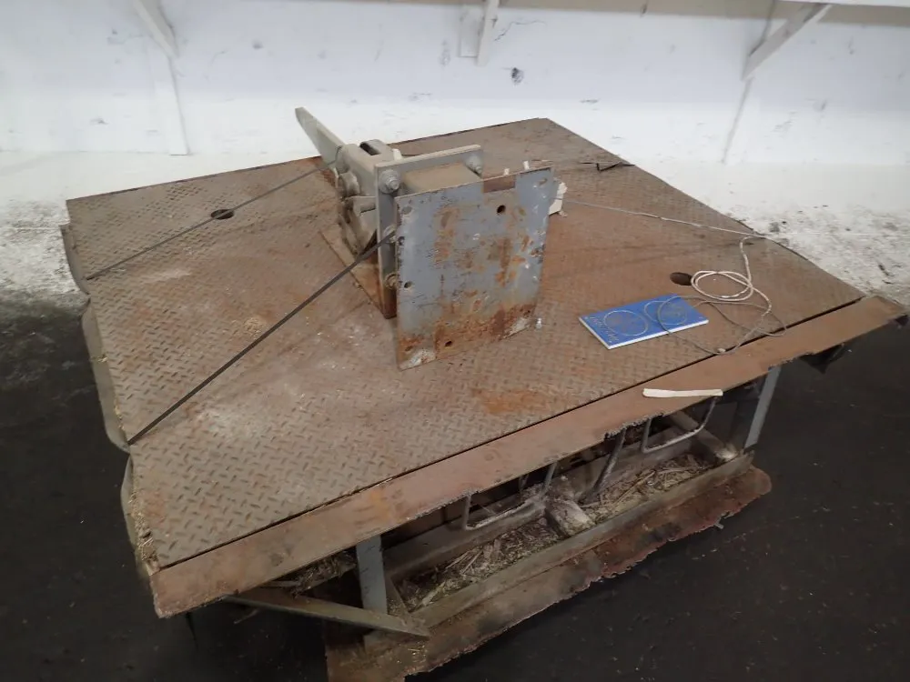 Serco 71'' X 84'' Dock Leveler