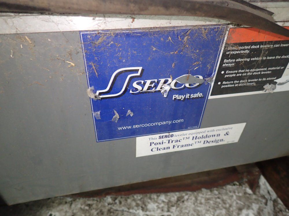 Serco 71'' X 84'' Dock Leveler