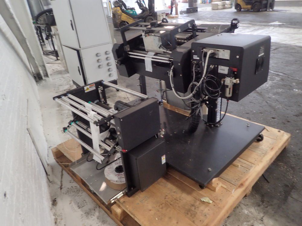 Sharp Packaging System Bagger