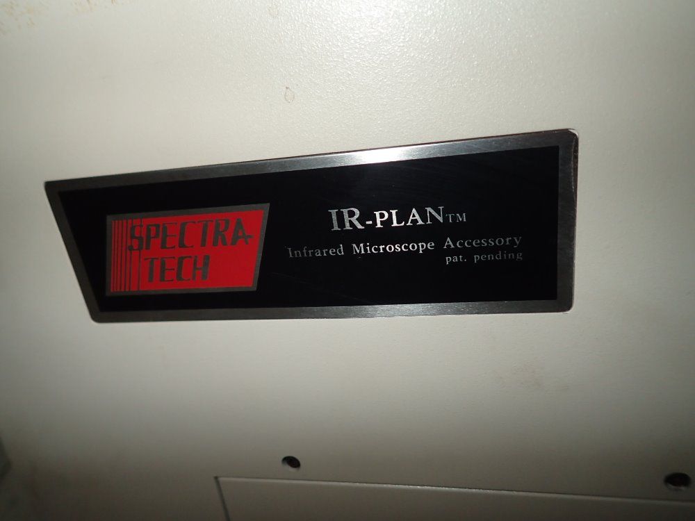 Spectra Tech Infrared Microscope - 0044005