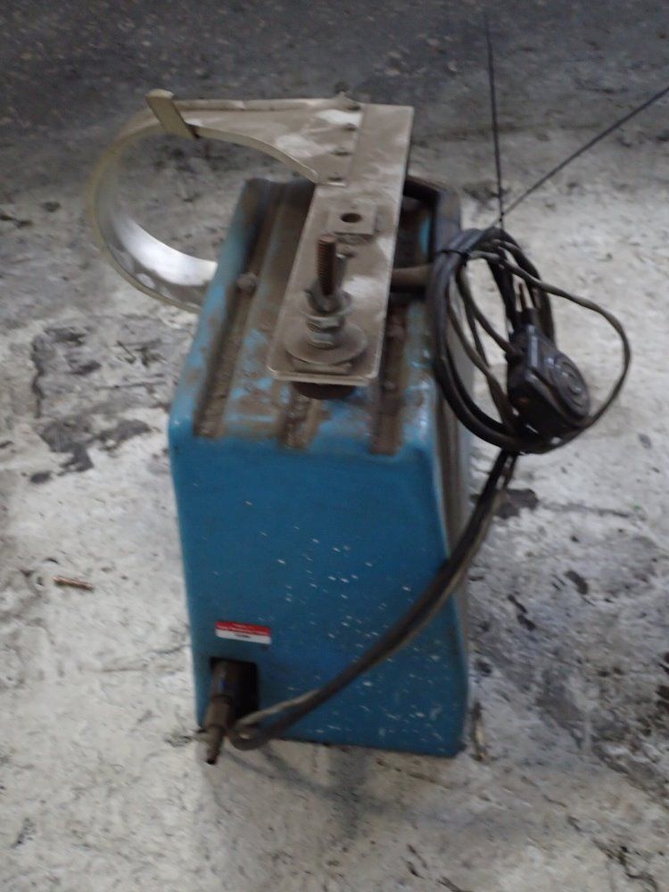 Hollingsworth Crimper