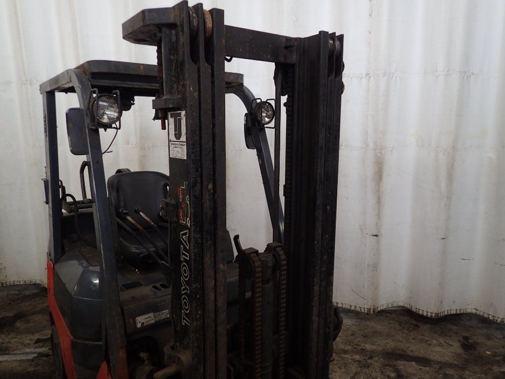 Toyota 5000# Propane Forklift - 7fgcu25