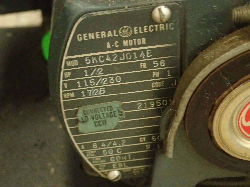 The Welch Scientific Company Duo-seal Vacuum Pump