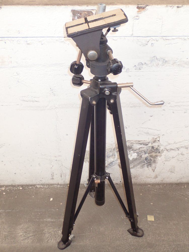 Davis & Sanford Tripod