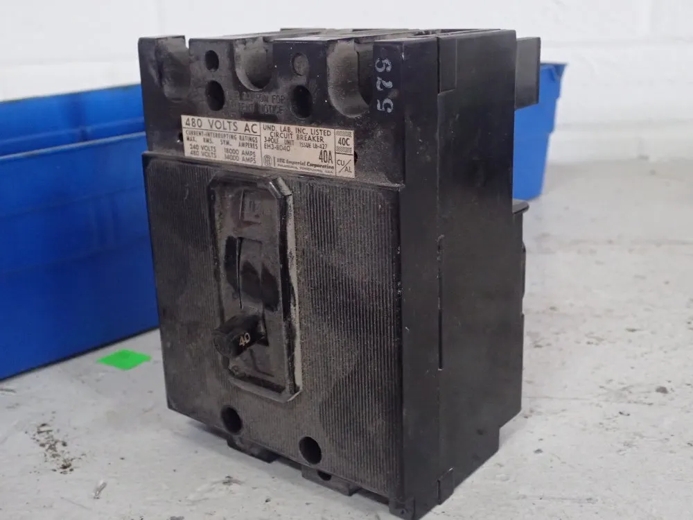 Und Lab Inc Circuit Breaker