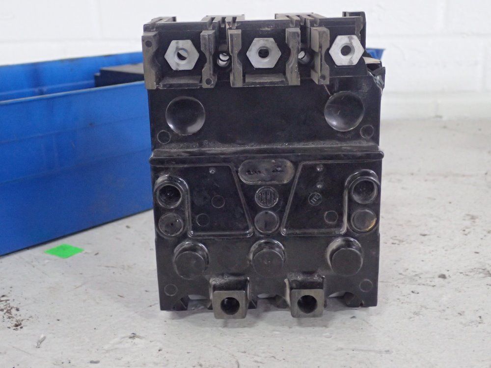 Und Lab Inc Circuit Breaker