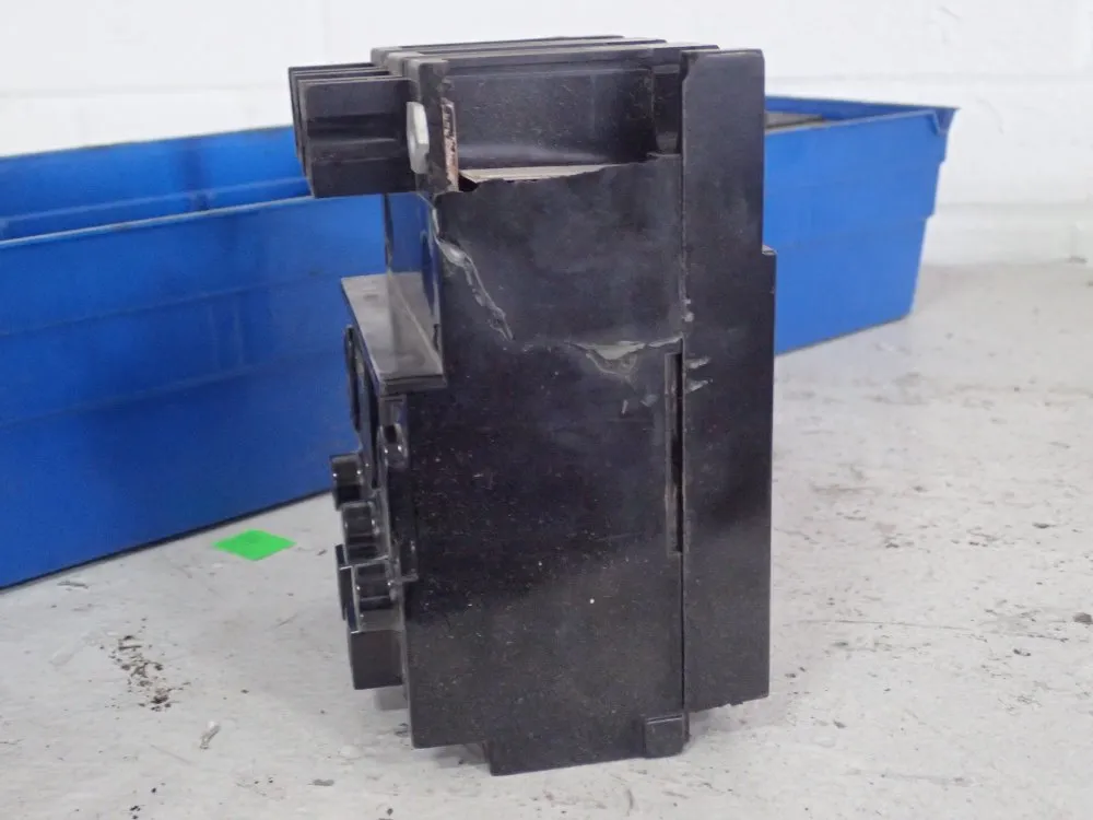 Und Lab Inc Circuit Breaker