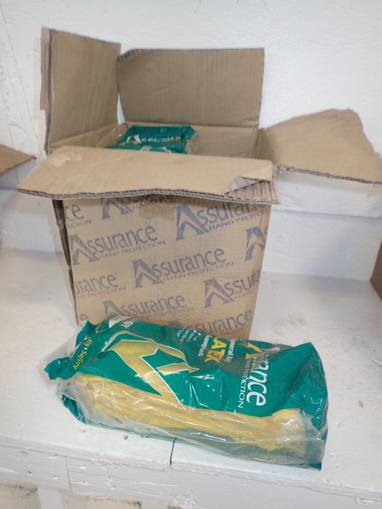 Assurance Latex Gloves