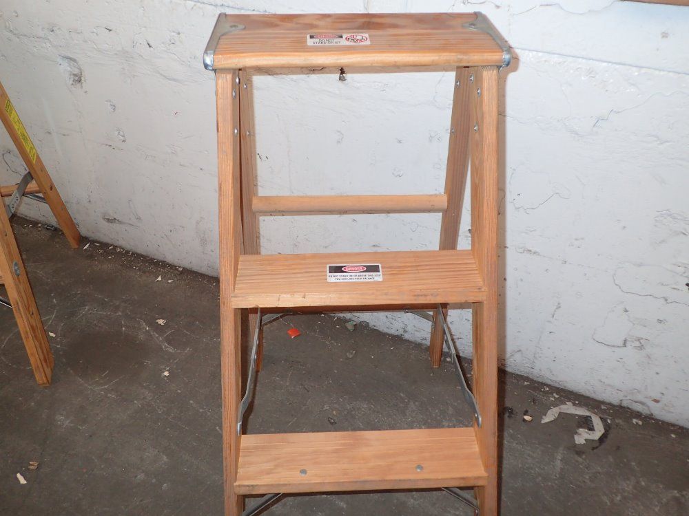 Michigan Wood Ladder