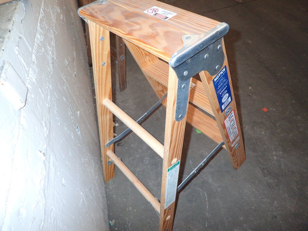 Michigan Wood Ladder