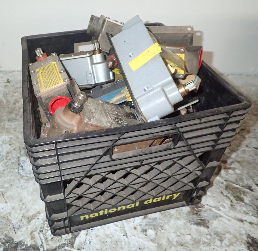 Snap-lock Limit Switch Lot