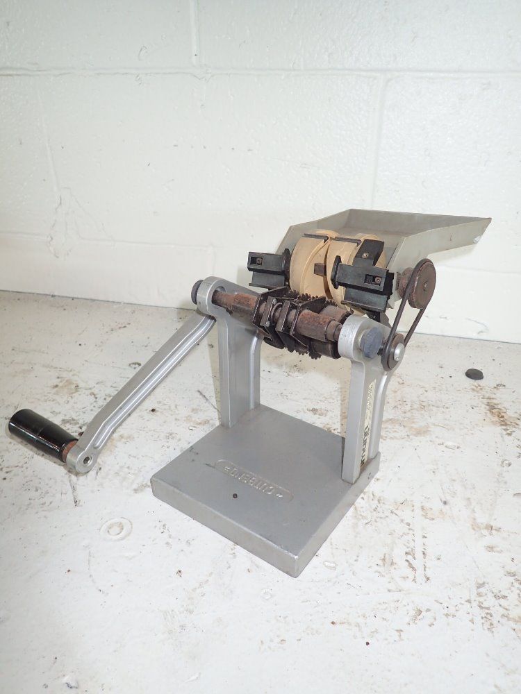 Henry Mann Inc. Cutter/bender