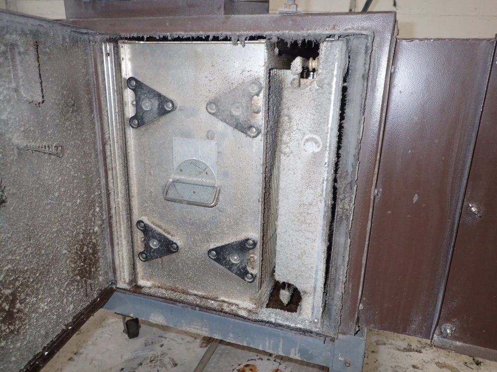 United Air Sprcialists Mist Collector