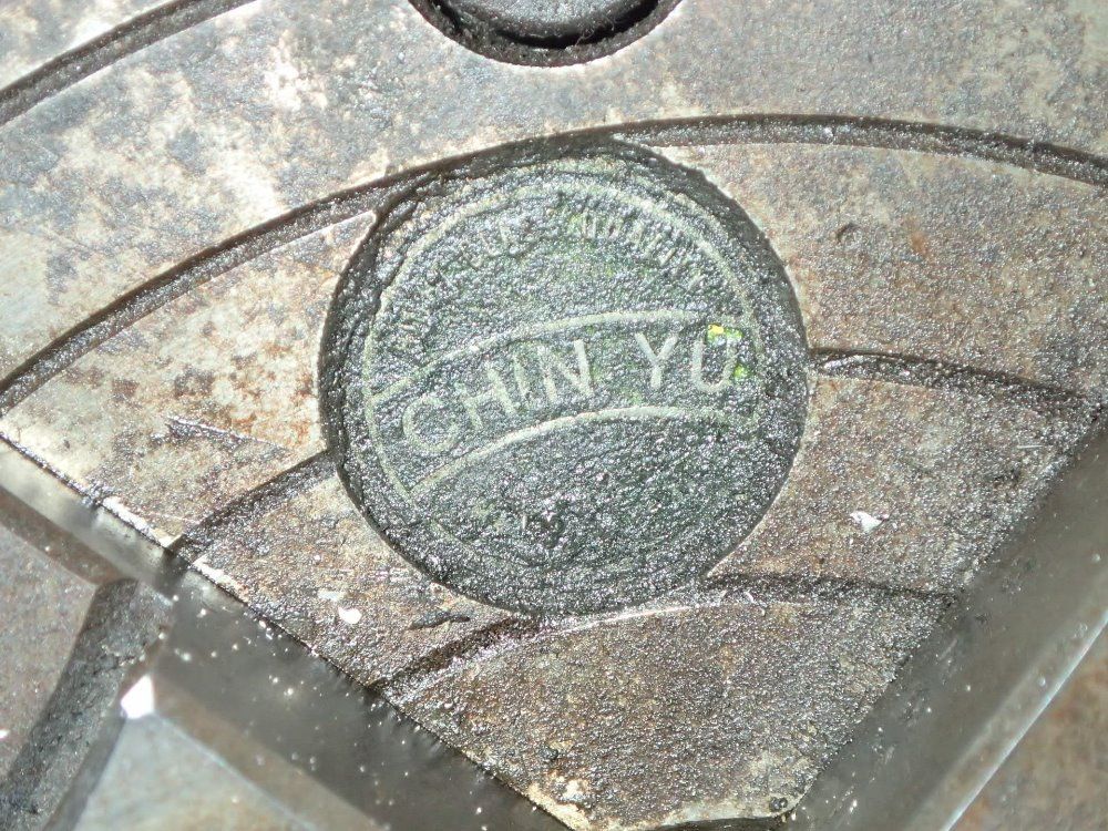 Chin Yu 4-jaw Chuck