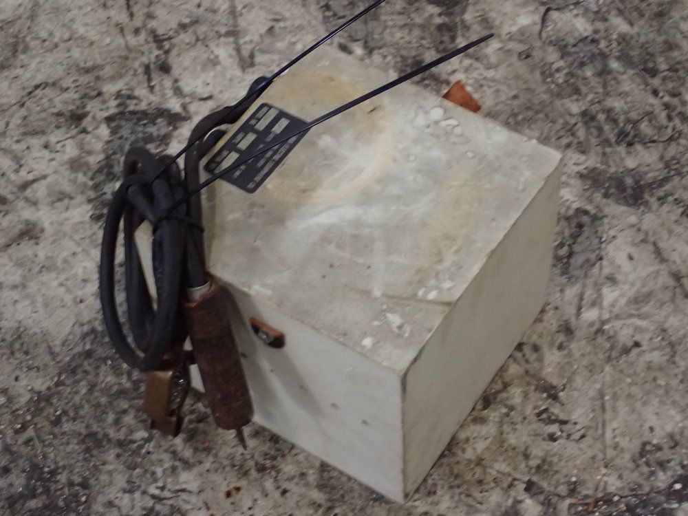 The Luma Electric Equipment Demagnetizer