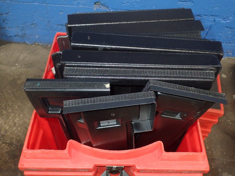 Nomadic Display W/ Case