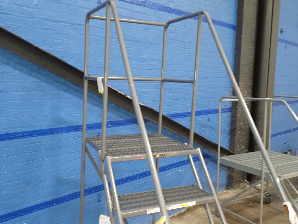 Tri Arc Portable Stairs